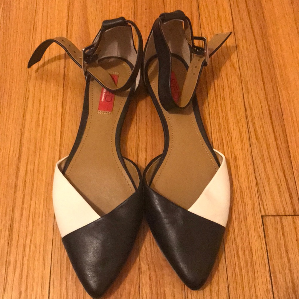 Saks Fifth Avenue Shoes